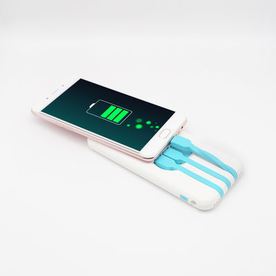Tipo 6 quiosco de carga portátil del escritorio del teléfono móvil del banco del poder de batería de las ranuras